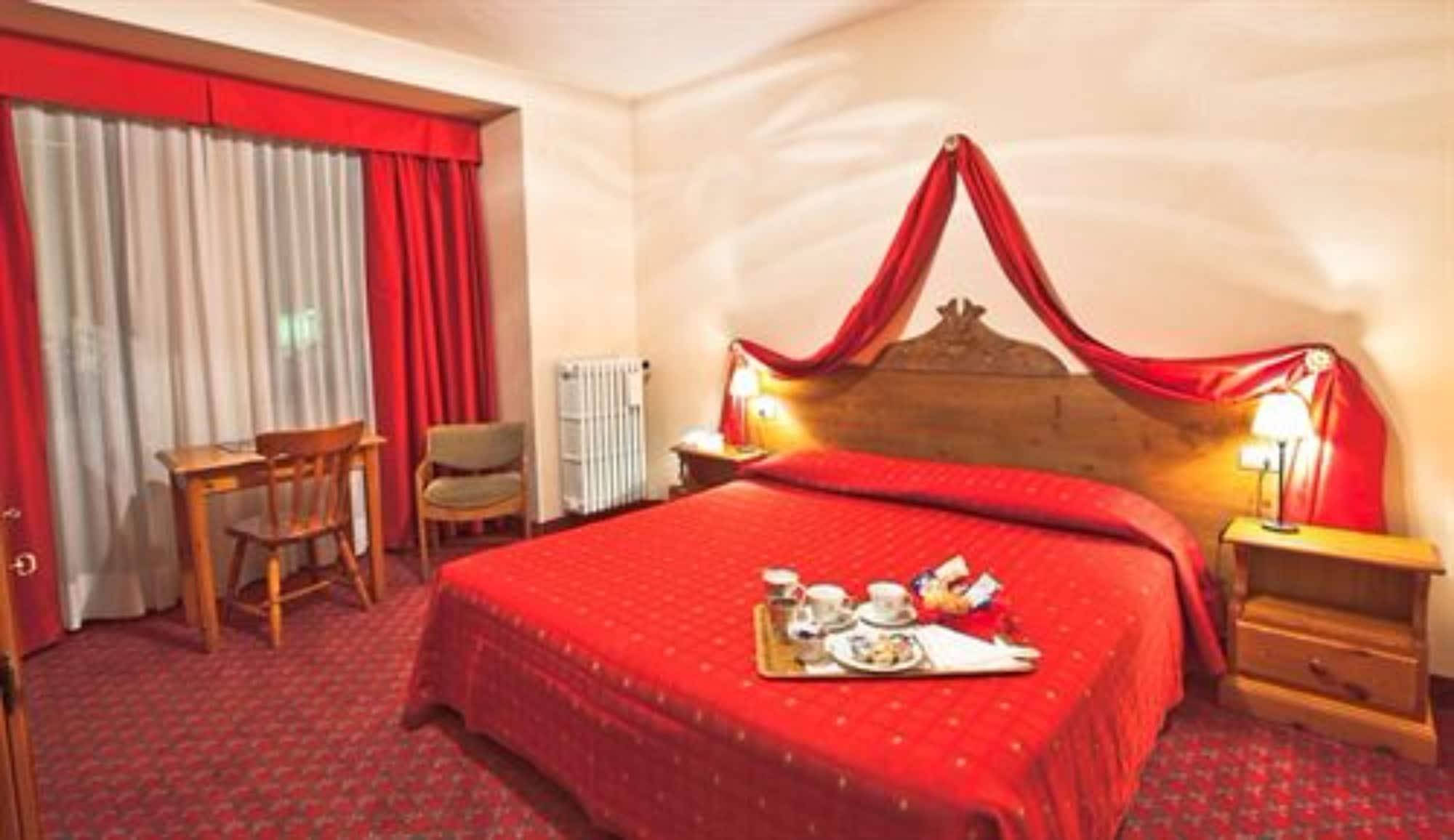 Hotel Courmayeur Eksteriør bilde