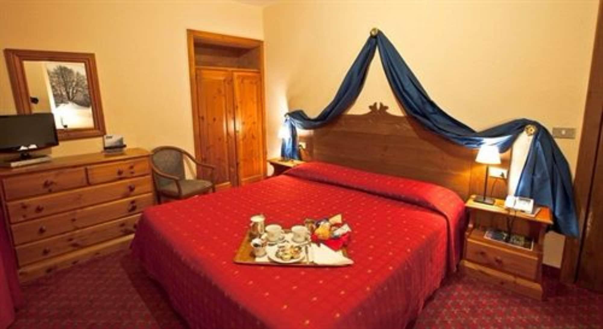 Hotel Courmayeur Eksteriør bilde