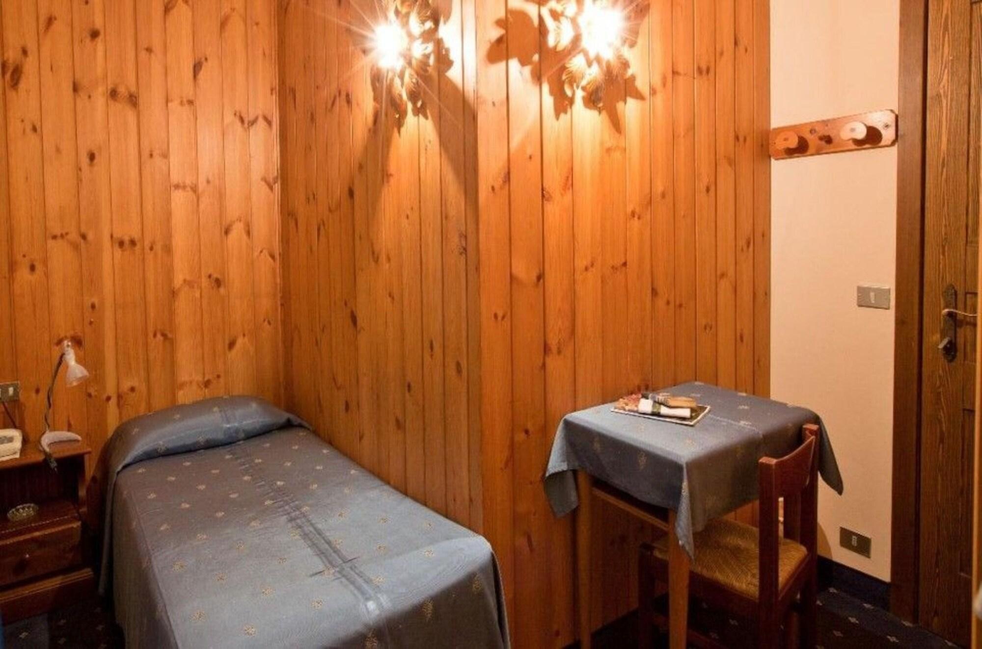 Hotel Courmayeur Eksteriør bilde