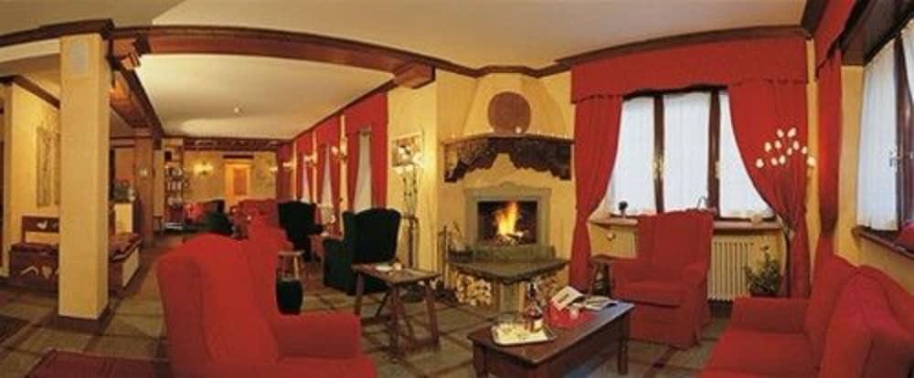 Hotel Courmayeur Eksteriør bilde