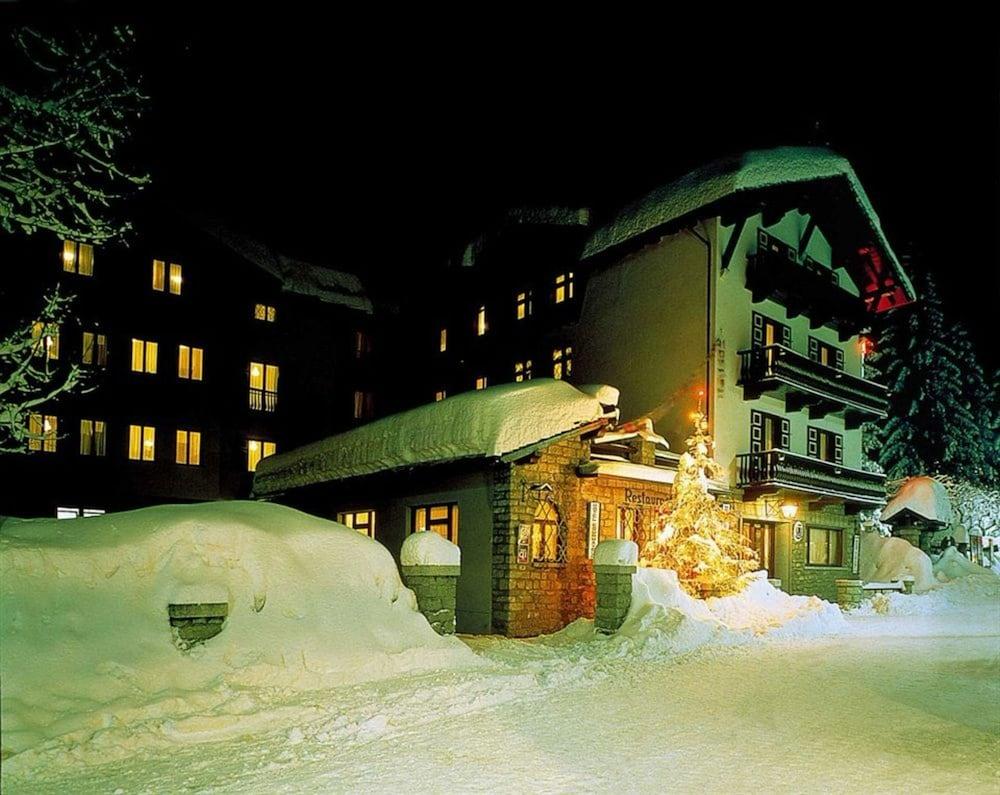 Hotel Courmayeur Eksteriør bilde