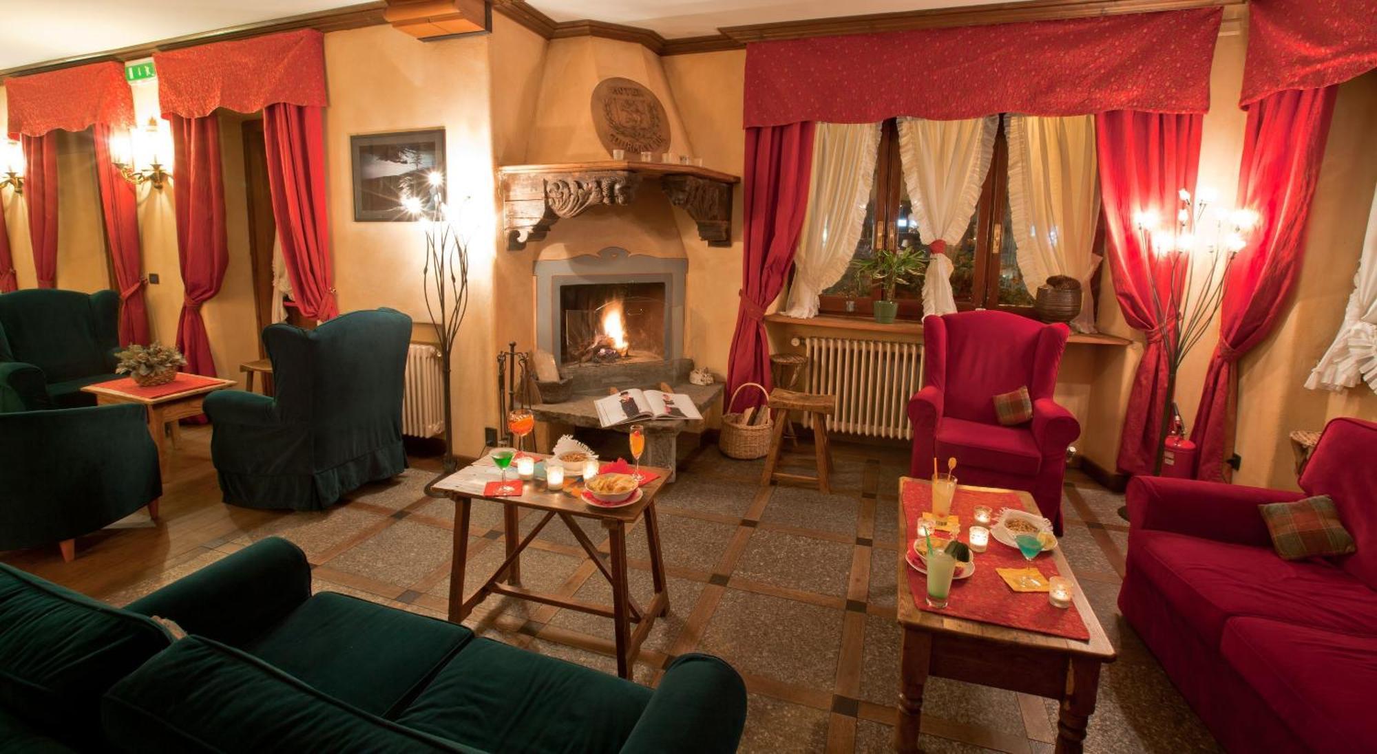 Hotel Courmayeur Eksteriør bilde