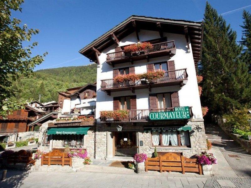 Hotel Courmayeur Eksteriør bilde