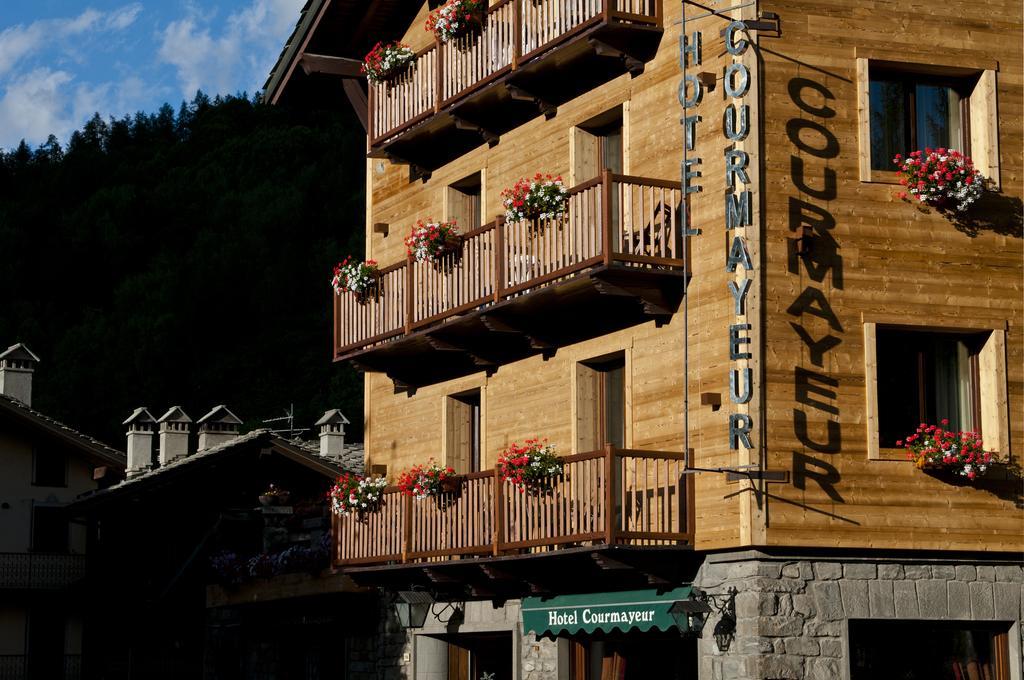 Hotel Courmayeur Eksteriør bilde