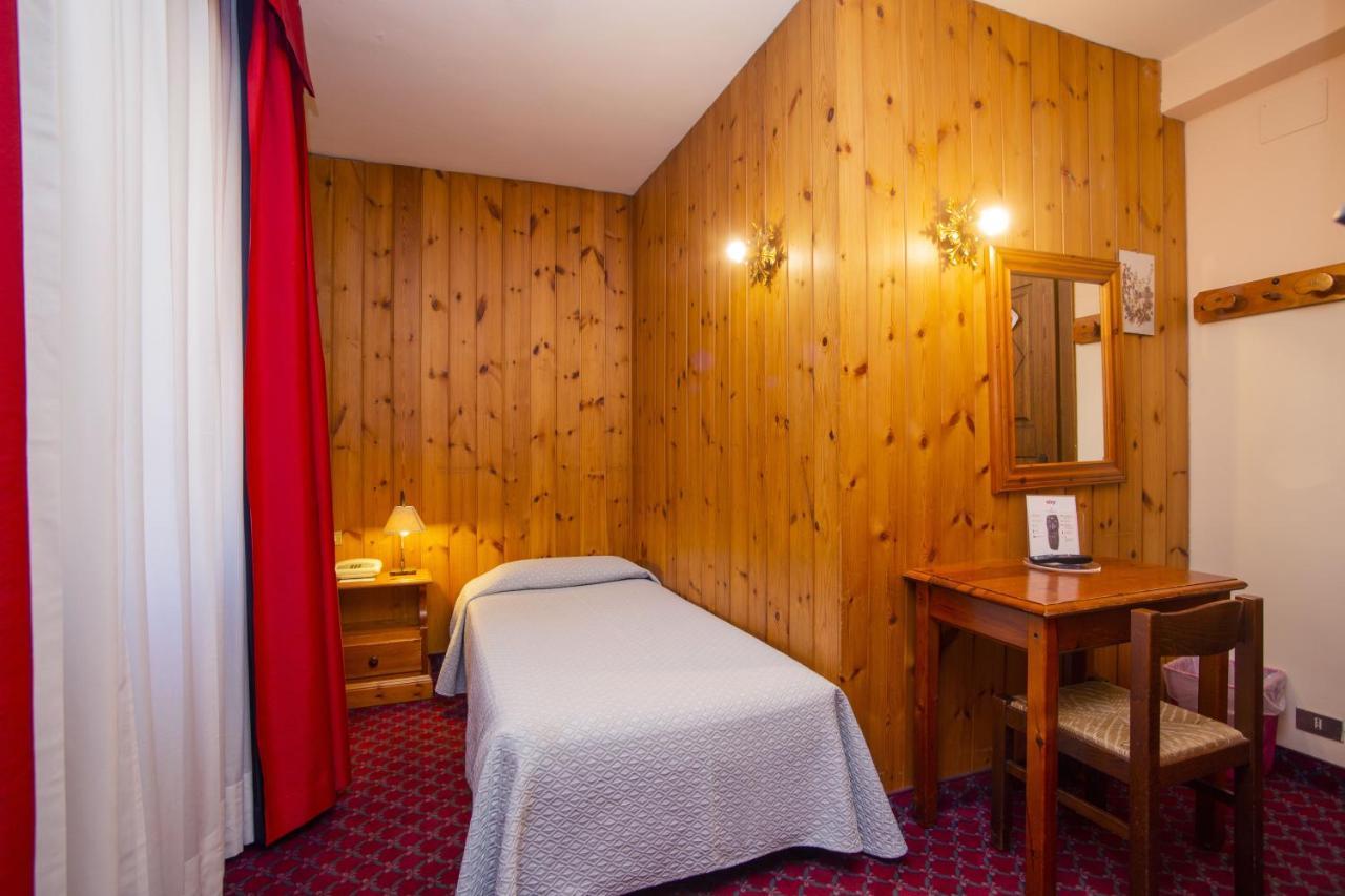 Hotel Courmayeur Eksteriør bilde